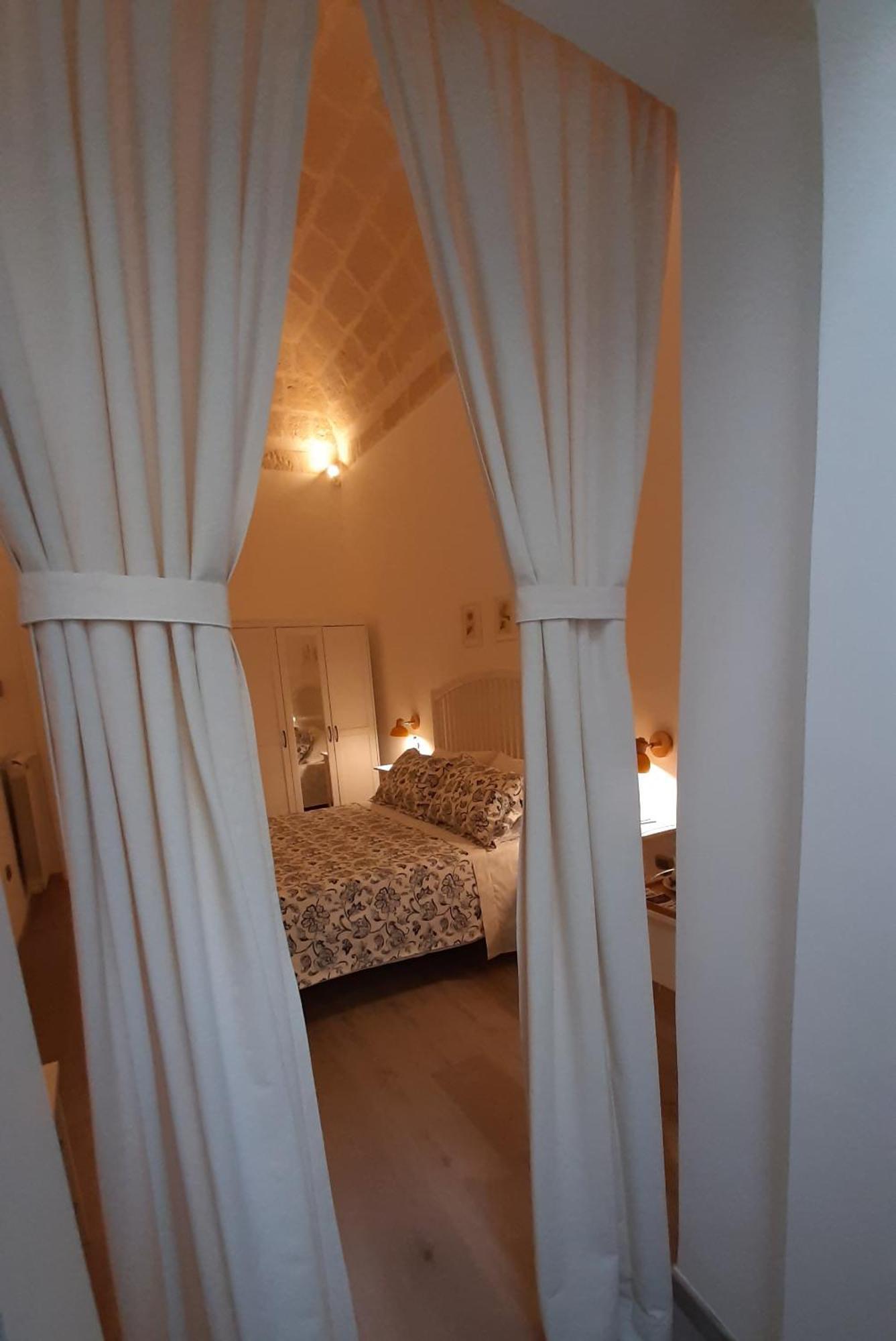 Il Poggiolo Fiorito Hotel Taranto Exterior photo